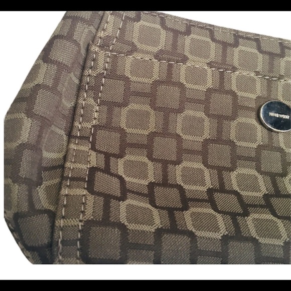 NEW NINE WEST Wallet & Cell Phone Carry Case Tan Brown One Size - Picture 9 of 11